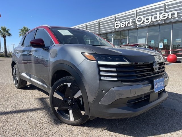 2025 Nissan Kicks SR