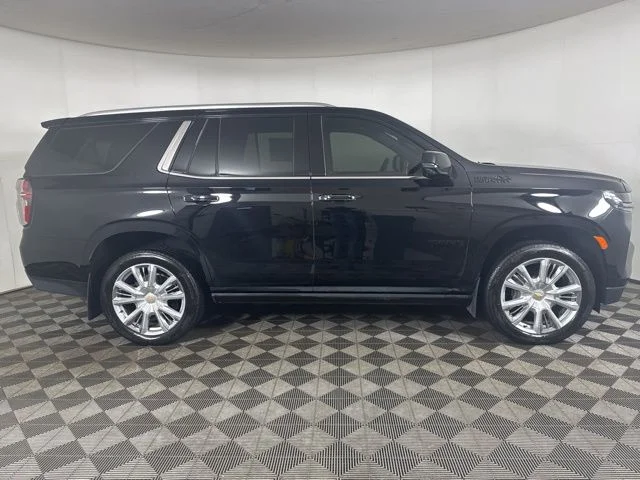 Used 2023 Black Chevrolet High Country image 2
