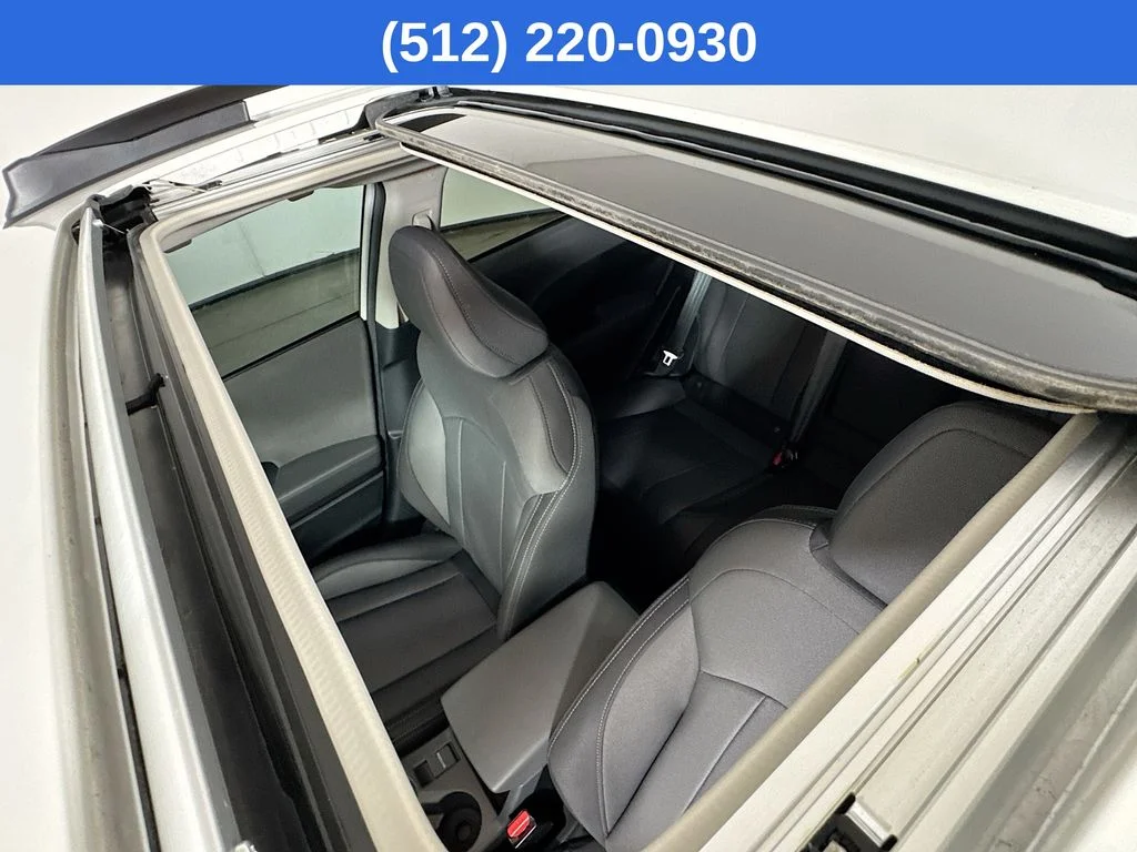Used 2026 White Subaru Premium image 27