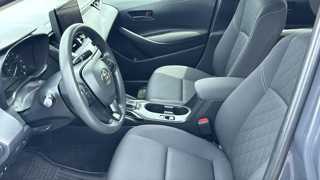 Used 2025  Toyota LE image 24