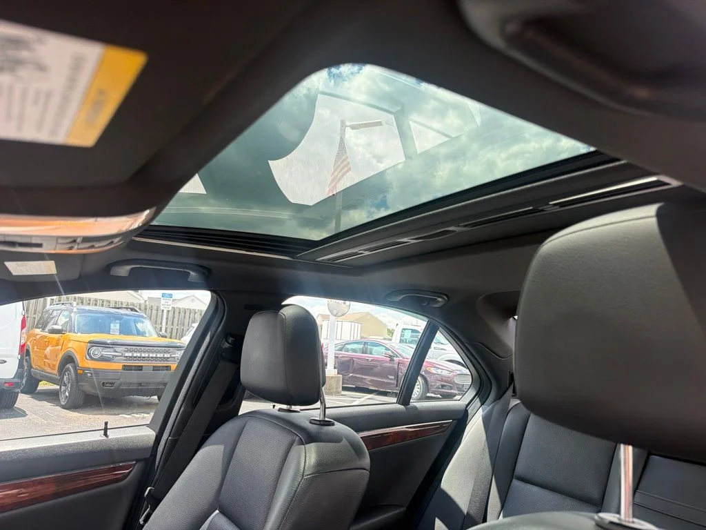 Used 2011 Silver Mercedes-Benz C 300 image 26