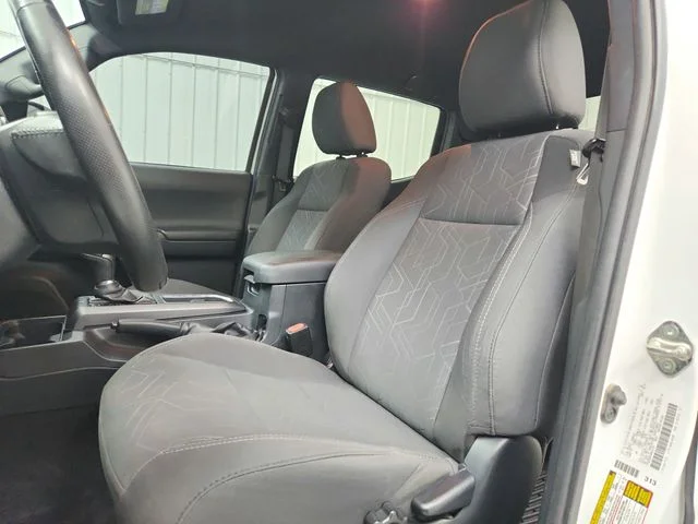 Used 2017 White Toyota TRD Off-Road image 19