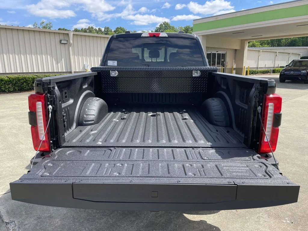 New 2026 Agate Black Metallic Ford F-250® King Ranch® image 10