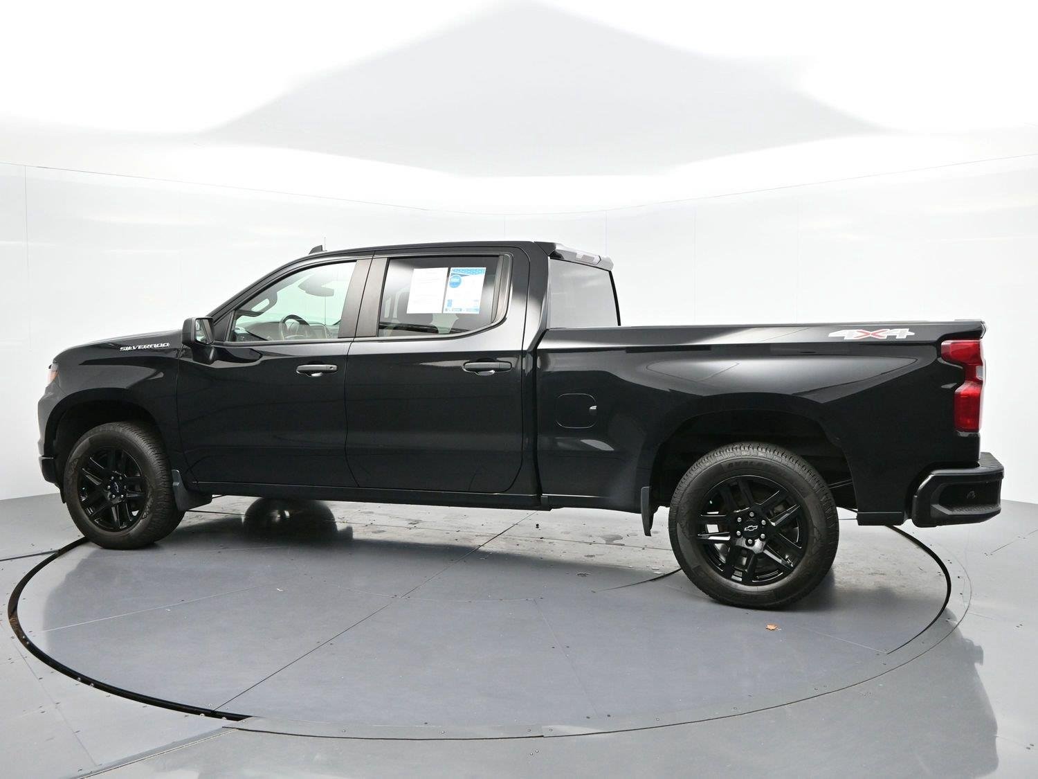 Used 2024 Black Chevrolet Custom image 5