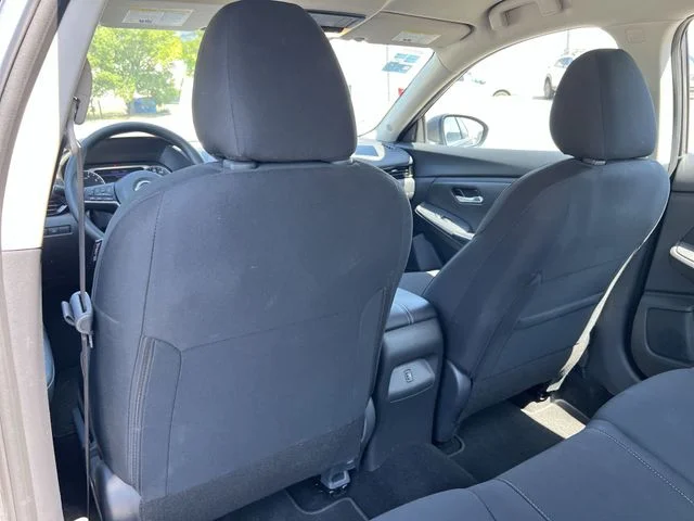 Used 2025 Gray Nissan SV image 33