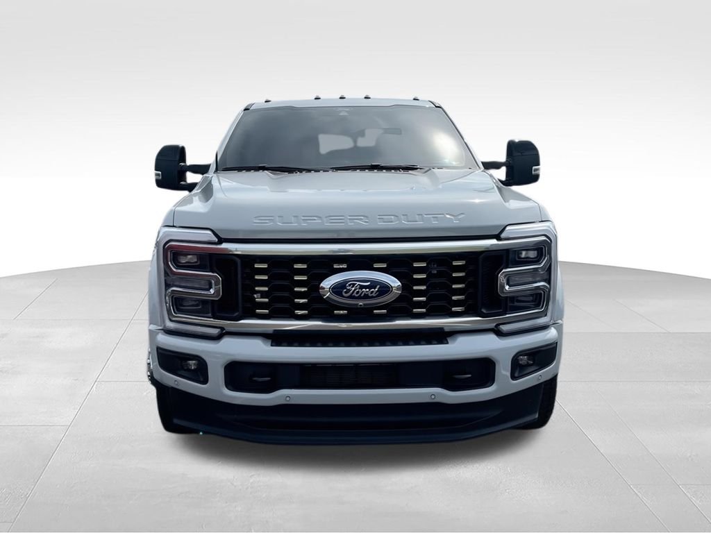 Used 2025 White Ford Platinum image 3
