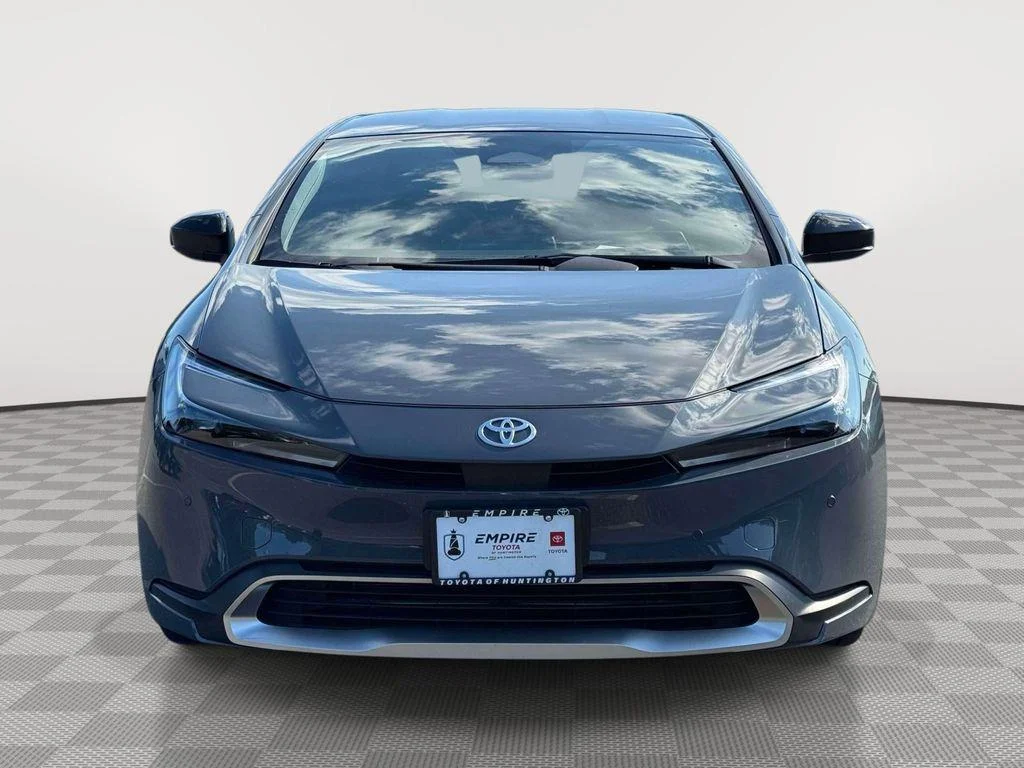 Used 2026 Guardian Gray Toyota SE image 2