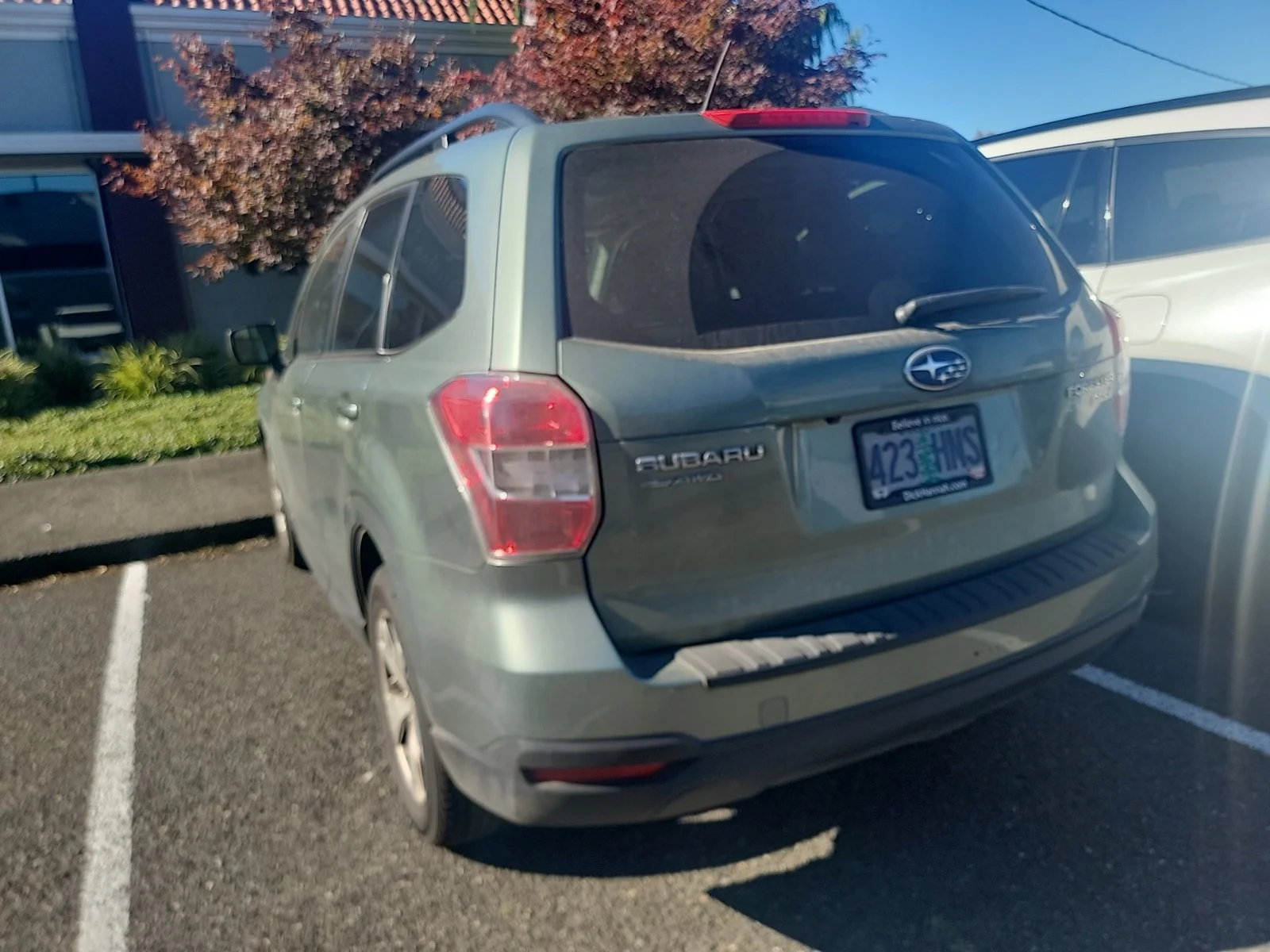 Used 2015 Green Subaru 2.5i Premium image 3