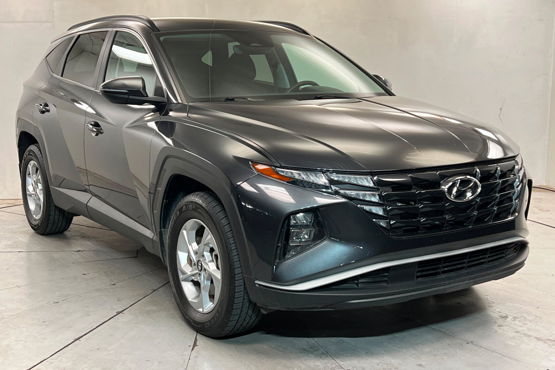 Used 2022 Portofino Gray Hyundai SEL image 8