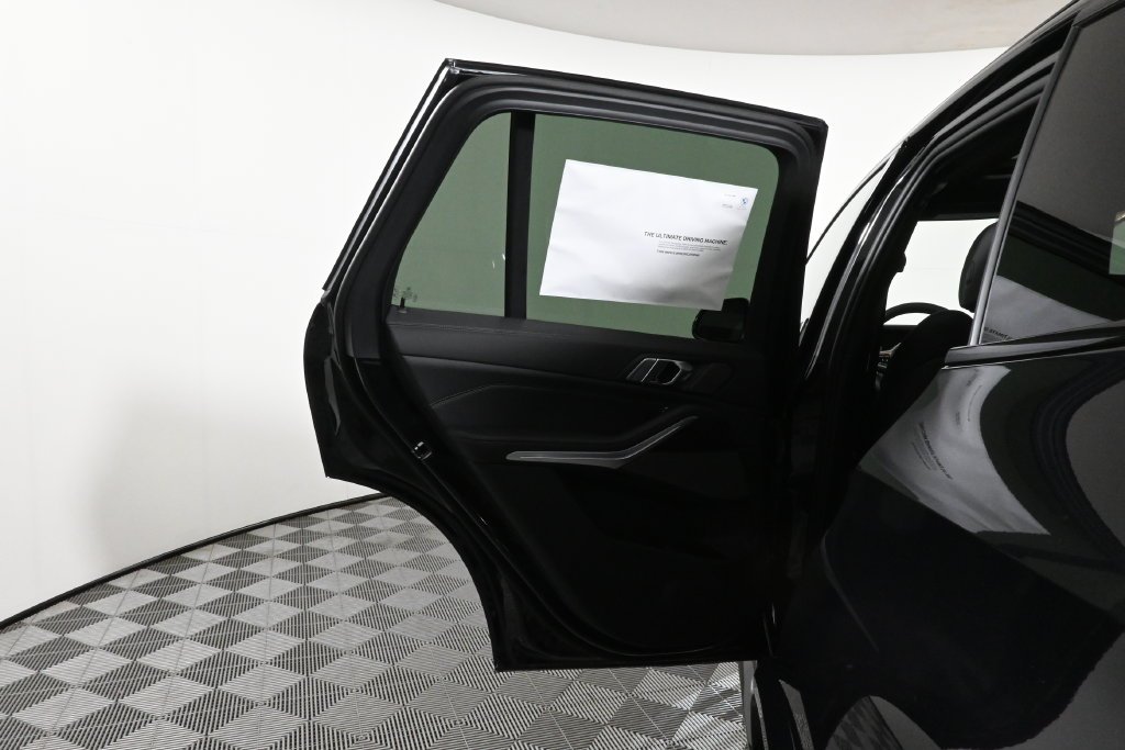 Used 2026 Black BMW xDrive50e image 33