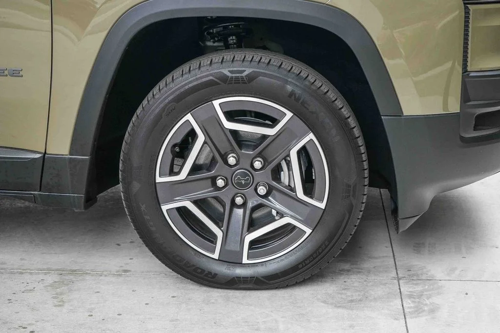 New 2026 41 Jeep Laredo image 10