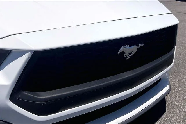 Used 2024 White Ford EcoBoost Premium image 30
