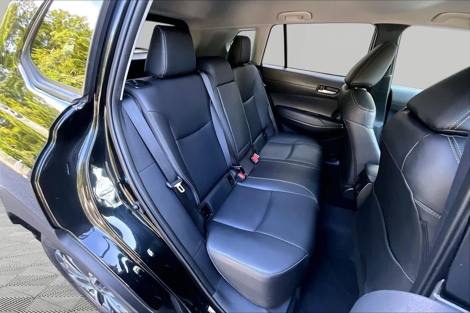 Used 2025 Jet Black Toyota XLE image 20