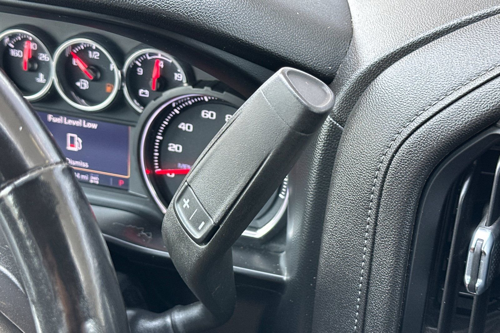 Used 2021 Gray Chevrolet LT image 19