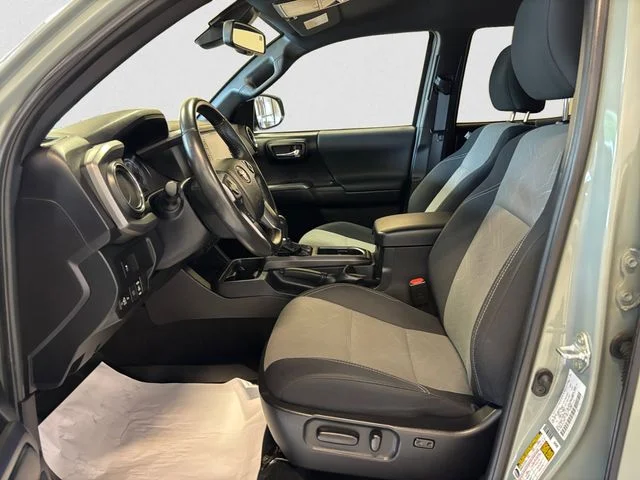 Used 2022  Toyota TRD Sport image 10