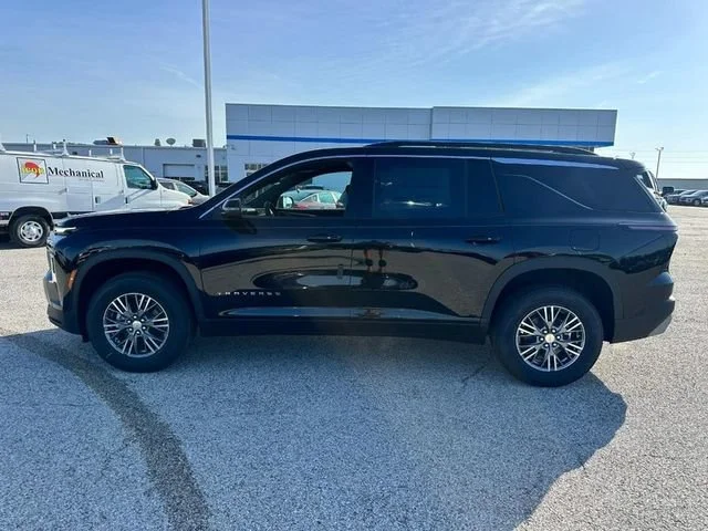 New 2026 Mosaic Black Metallic Chevrolet LT image 2