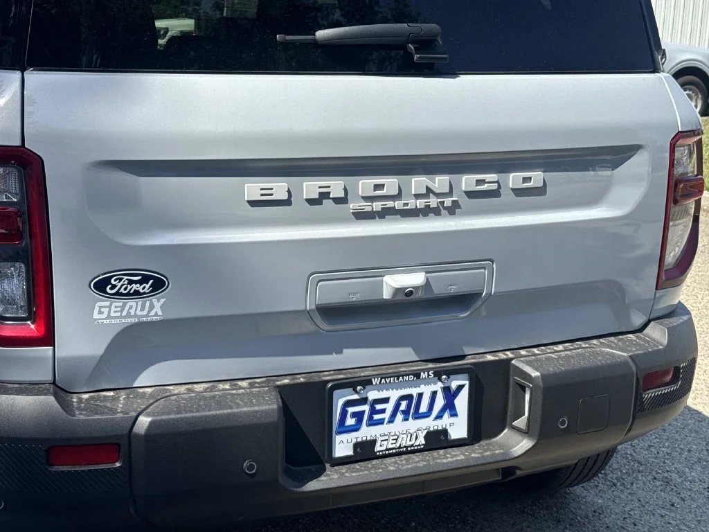 New 2026 Space White Metallic Ford Outer Banks® image 14