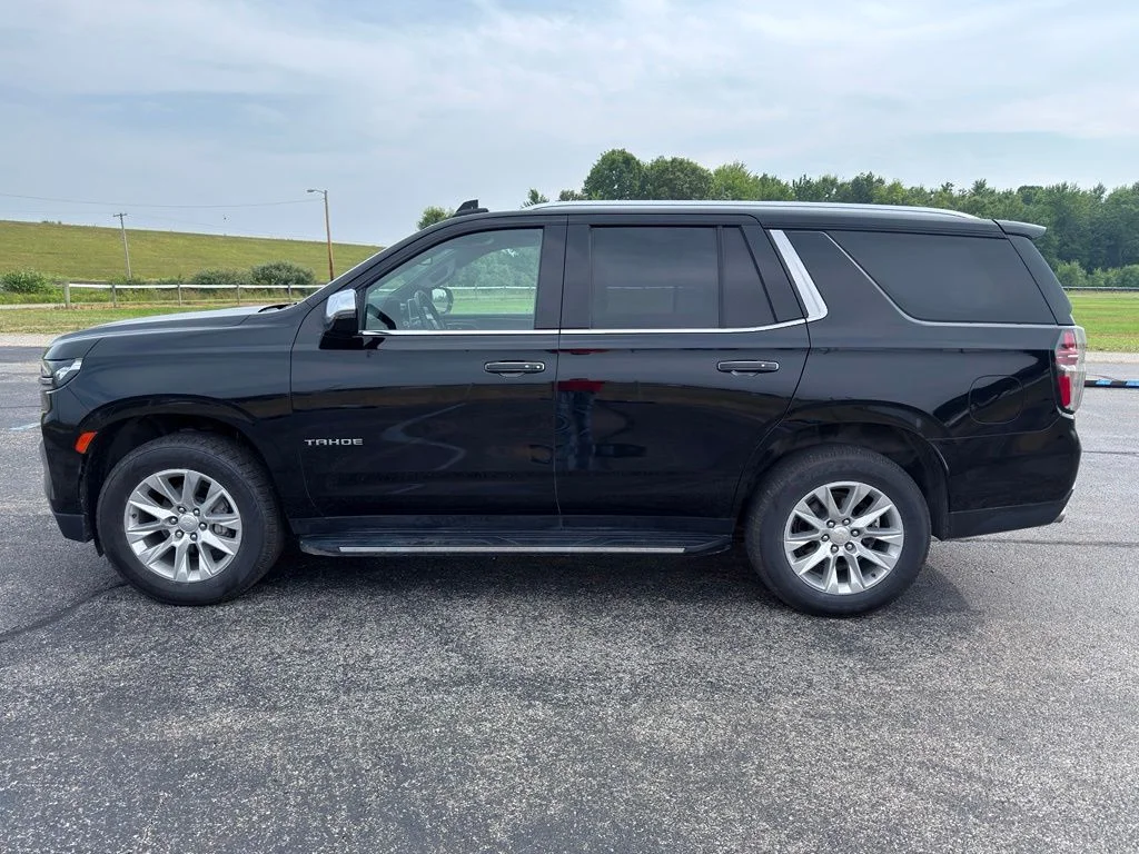 Used 2024 Black Chevrolet Premier image 21