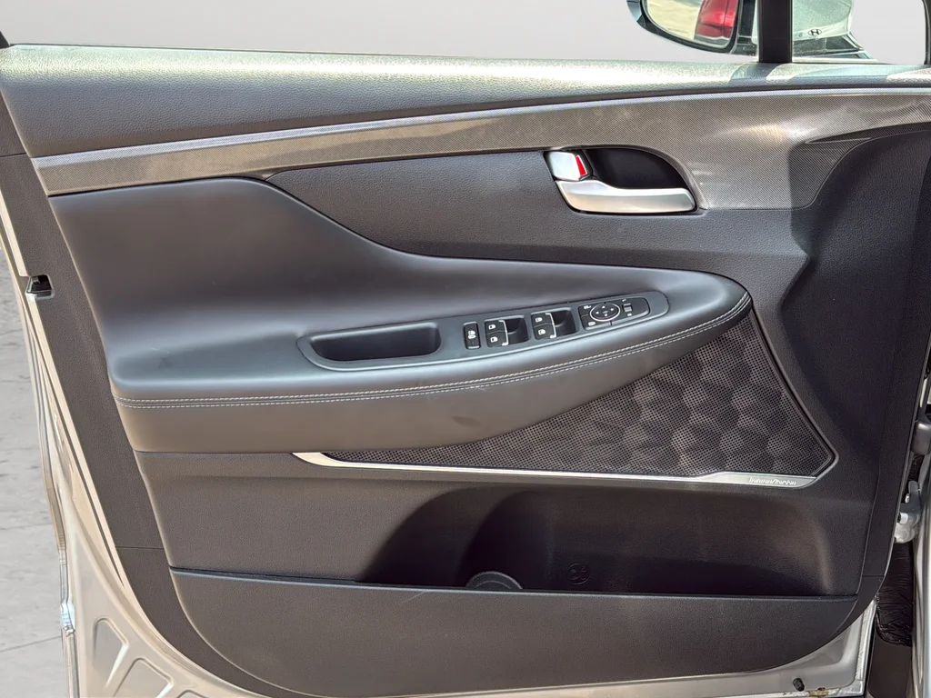 Certified Used 2023 Silver Hyundai SEL Premium image 28