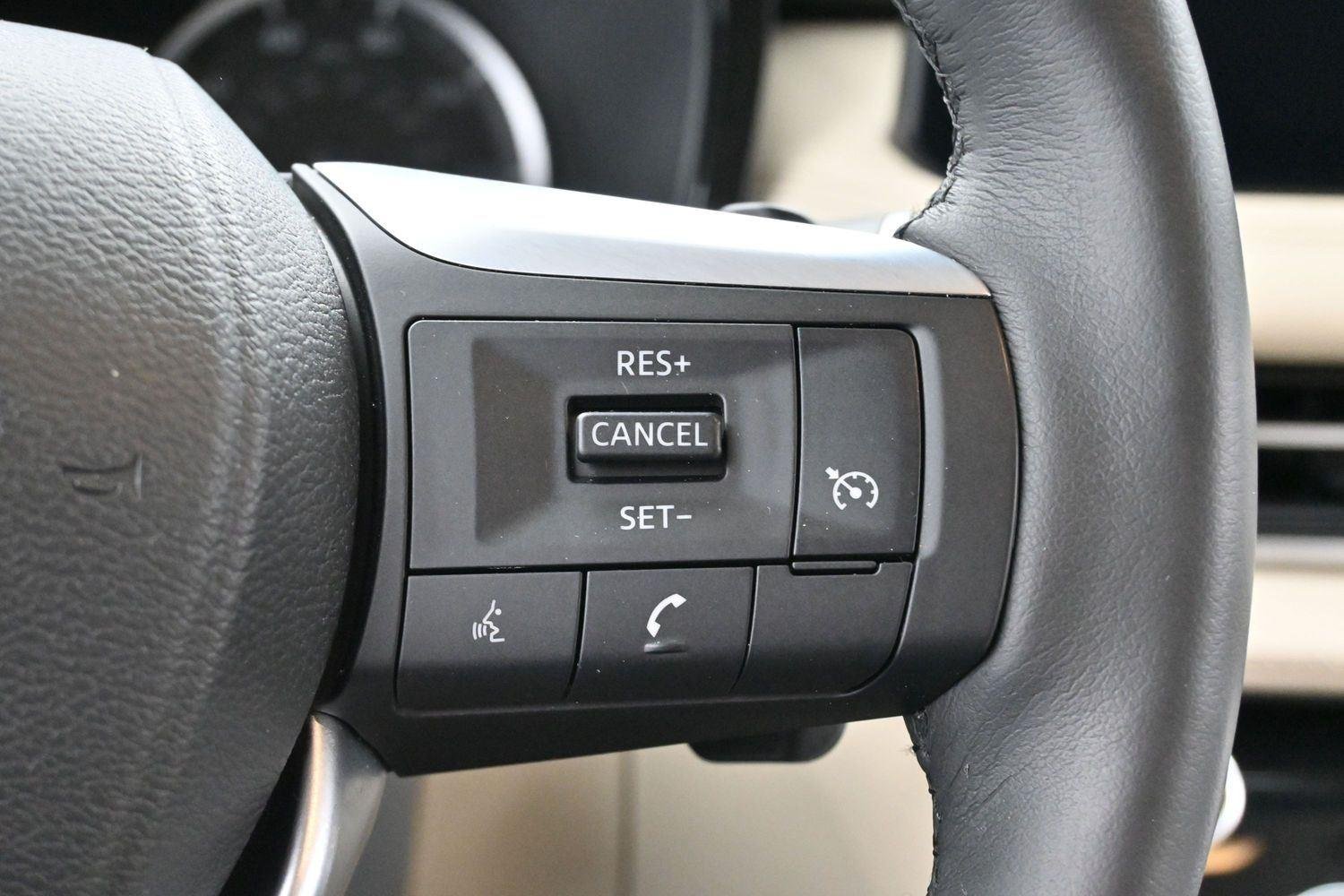Used 2023 Mineral Black INFINITI PURE image 20