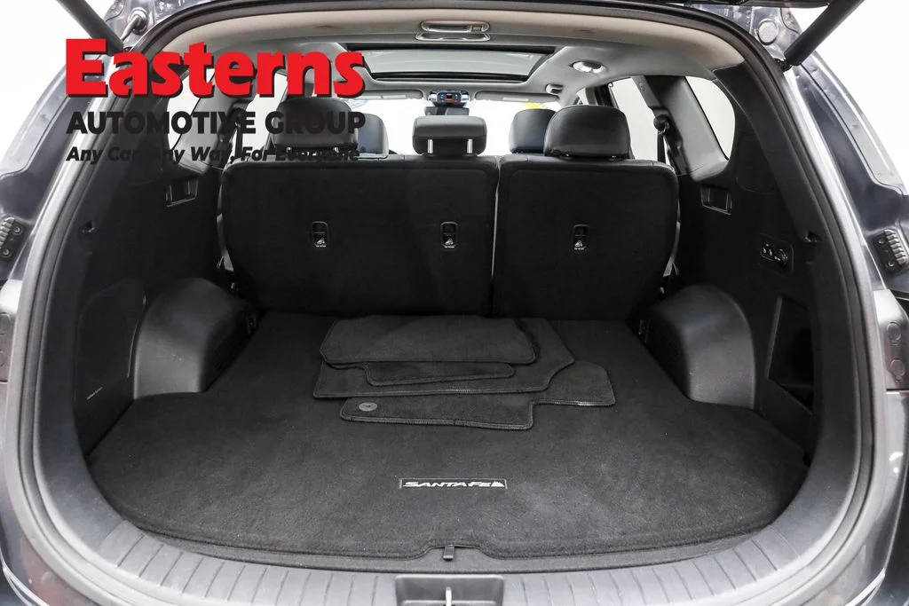 Used 2022 Gray Hyundai SEL image 9