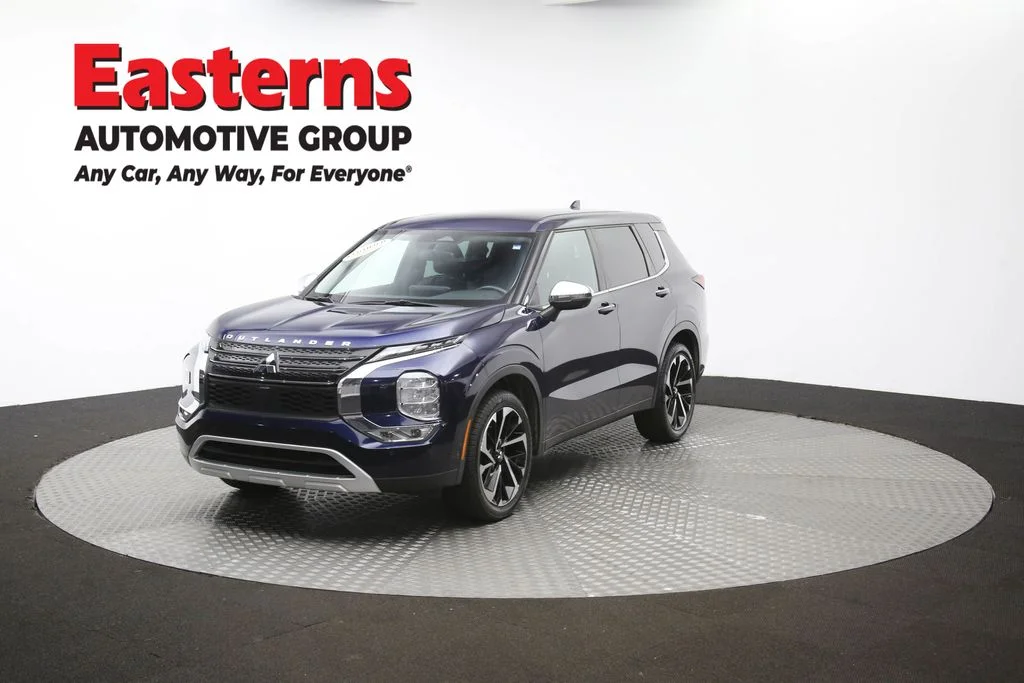 Used 2023 Blue Mitsubishi SE image 55