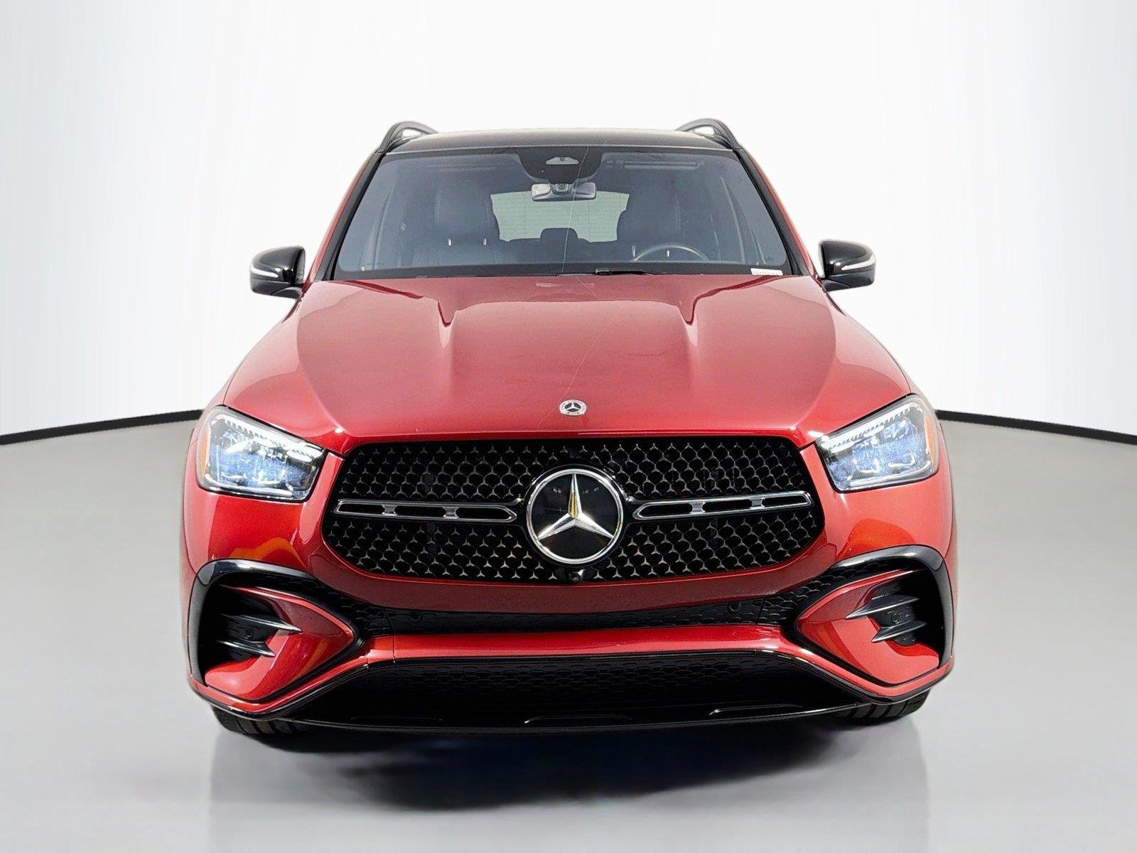 Used 2025 MANUFAKTUR Cardinal Red Metallic Mercedes-Benz GLE 580 image 2