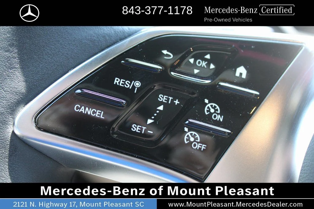 Certified Used 2025 Polar White Mercedes-Benz GLC 350e image 28