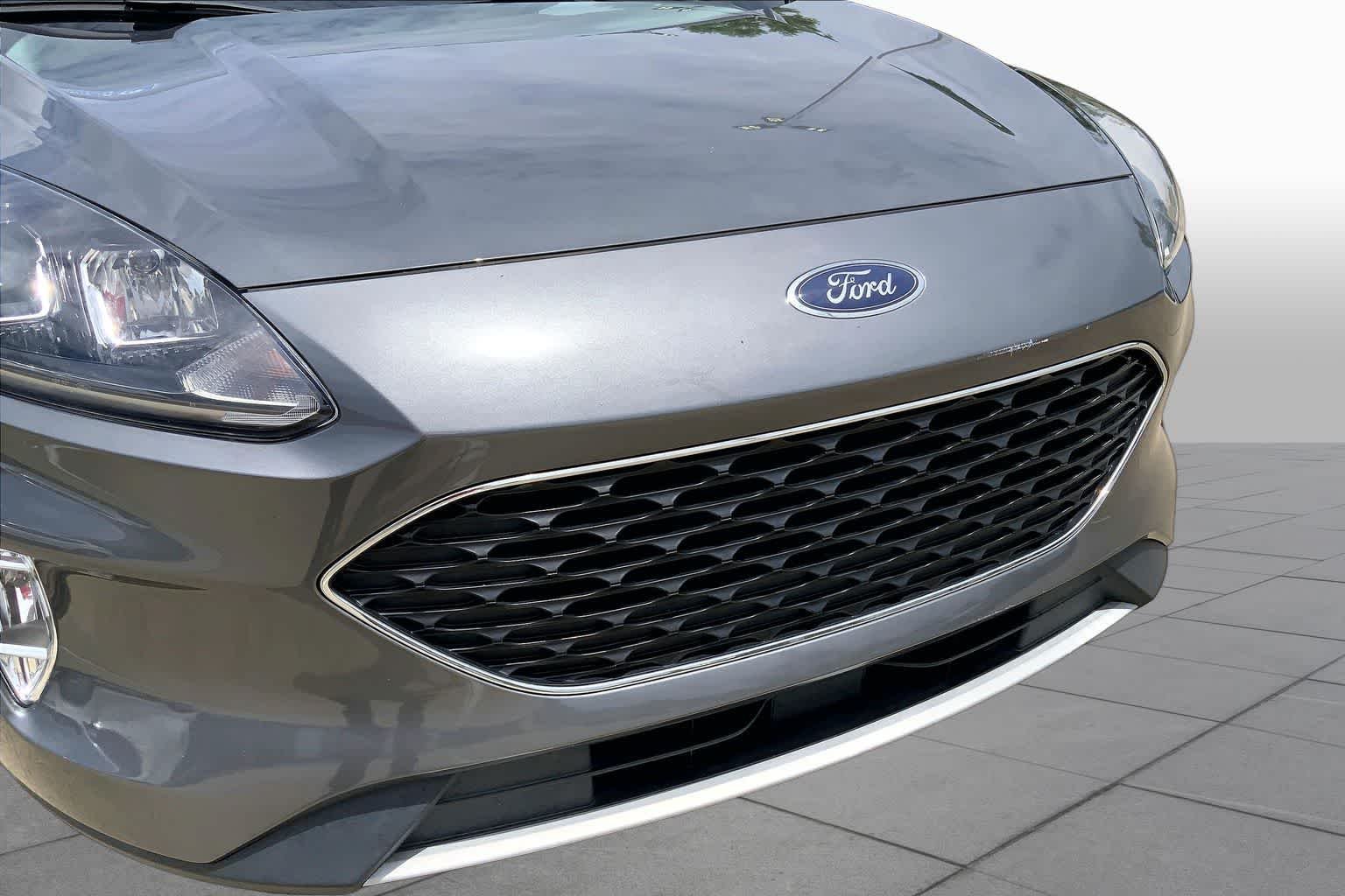Used 2022 Carbonized Gray Metallic Ford SEL image 29
