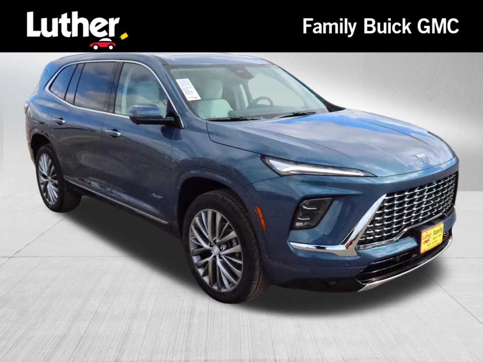 2026 Buick Enclave Avenir AWD's photo
