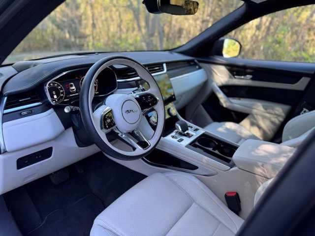 New 2026 Carpathian Grey Jaguar P250 R-Dynamic S image 9