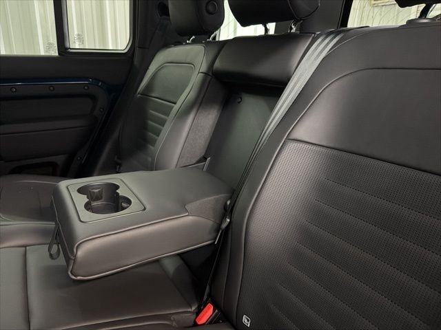 New 2026 Sargasso Blue Land Rover OCTA image 16