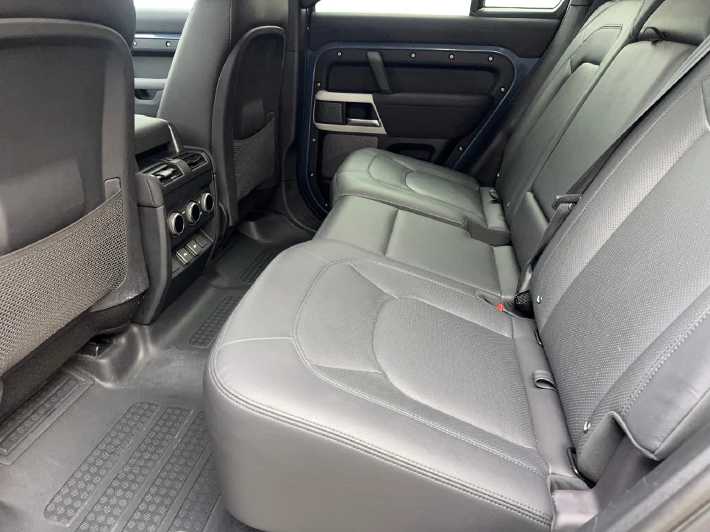 Used 2023 Blue Land Rover SE image 34