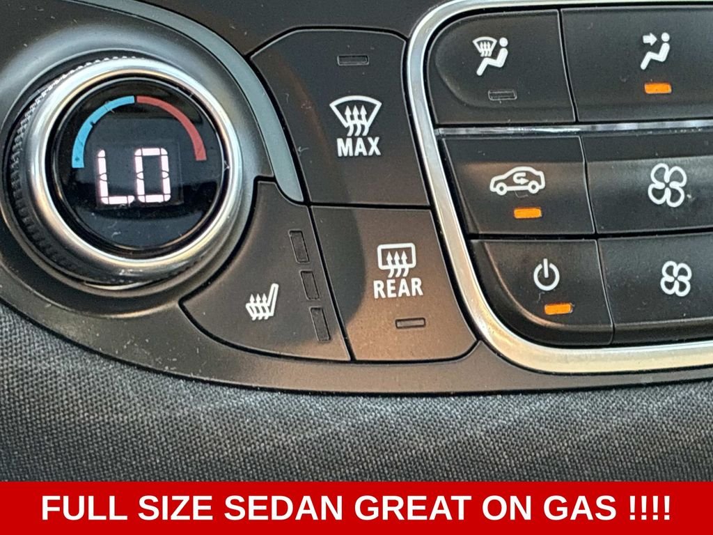 Used 2024 Gray Chevrolet LT image 31