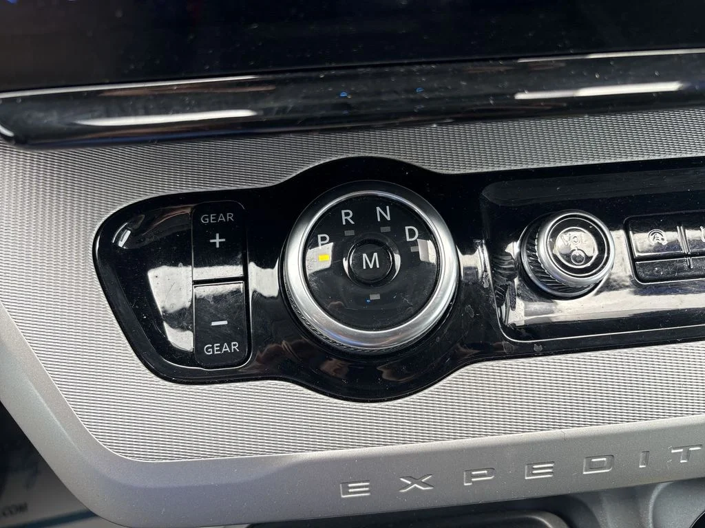 Used 2025 White Ford Active image 21