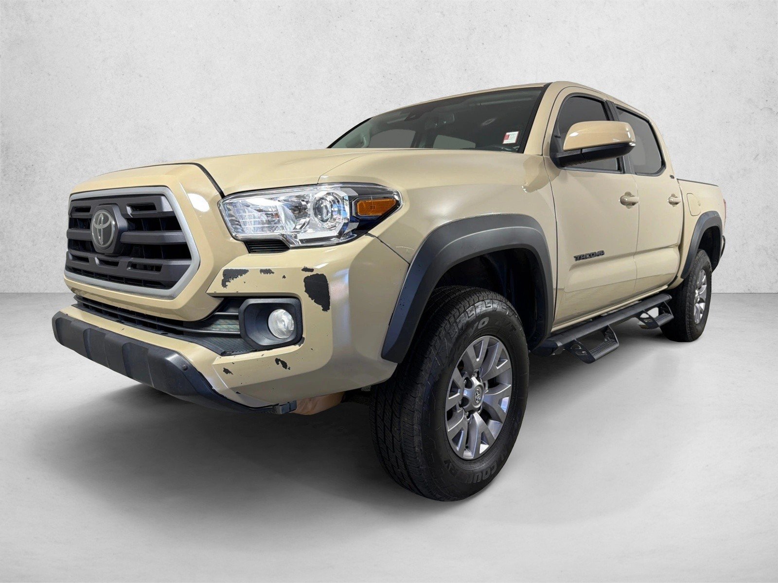 Used 2019 Quicksand Toyota SR5 image 7