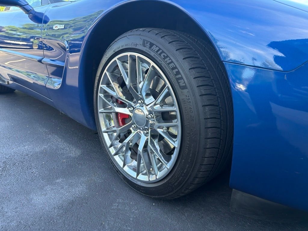 Used 2002 Electron Blue Metallic Chevrolet Z06 image 13
