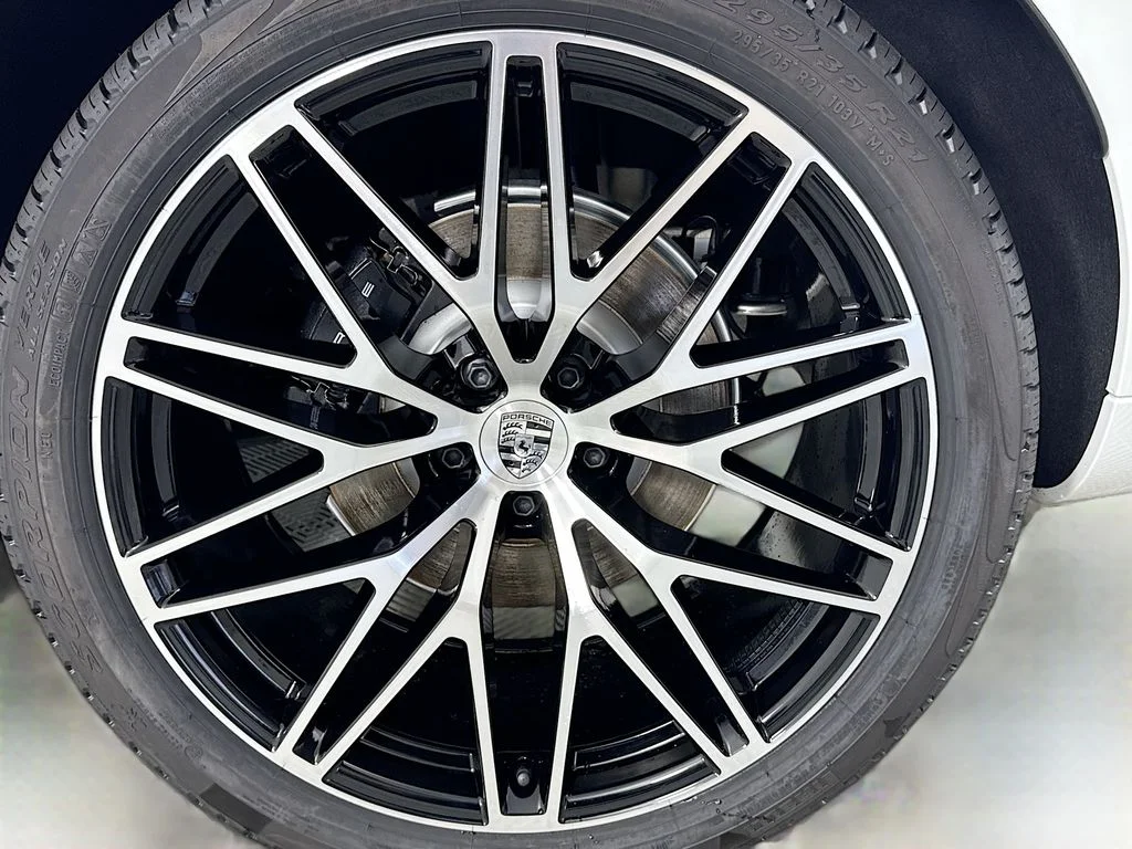 New 2026 White Porsche  image 32
