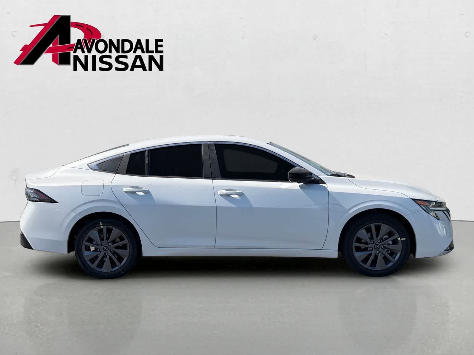 New 2026 Aspen White TriCoat Nissan SL image 9