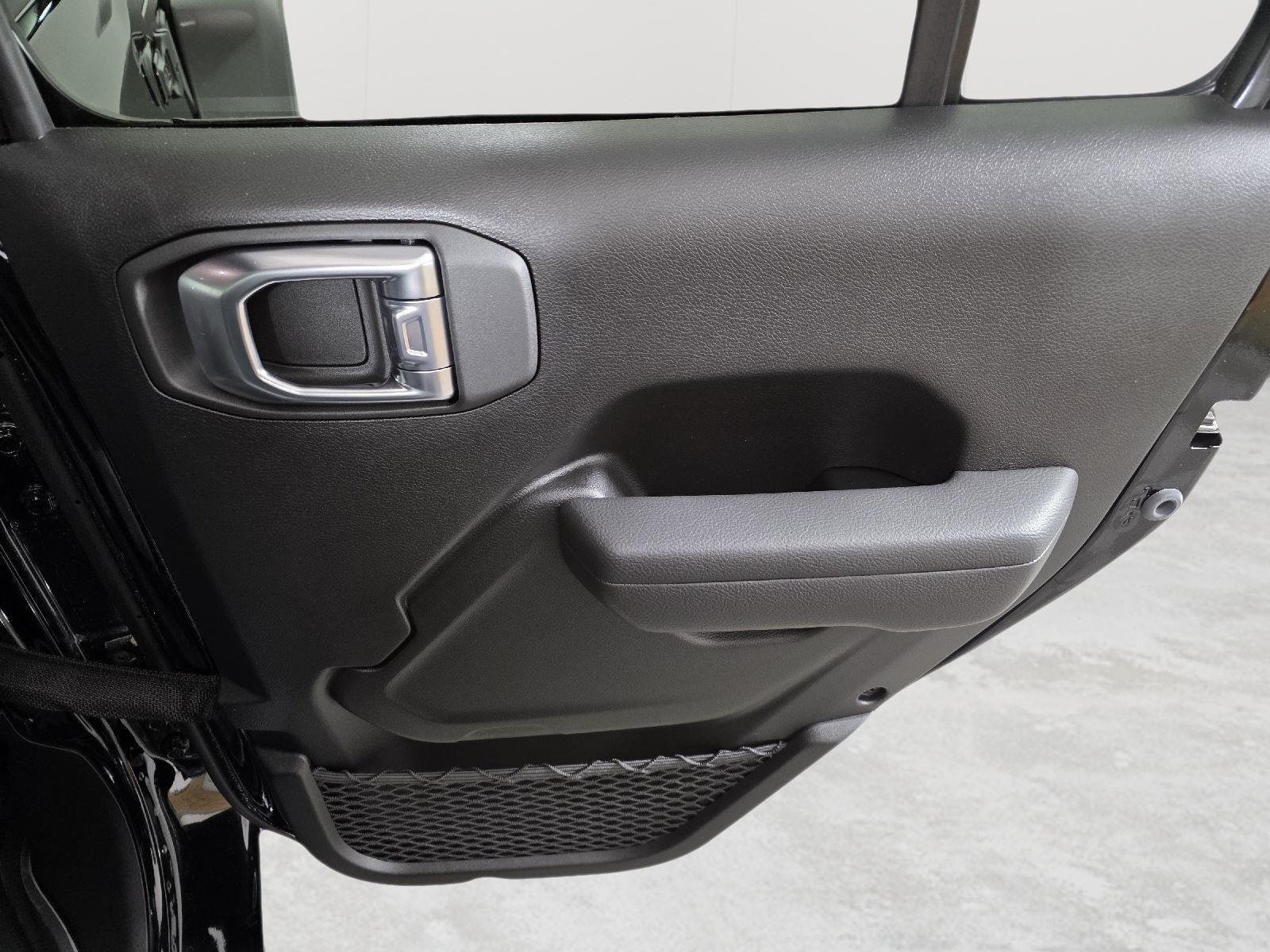 New 2026 Black Clear-Coat Exterior Paint Jeep Sport S image 19