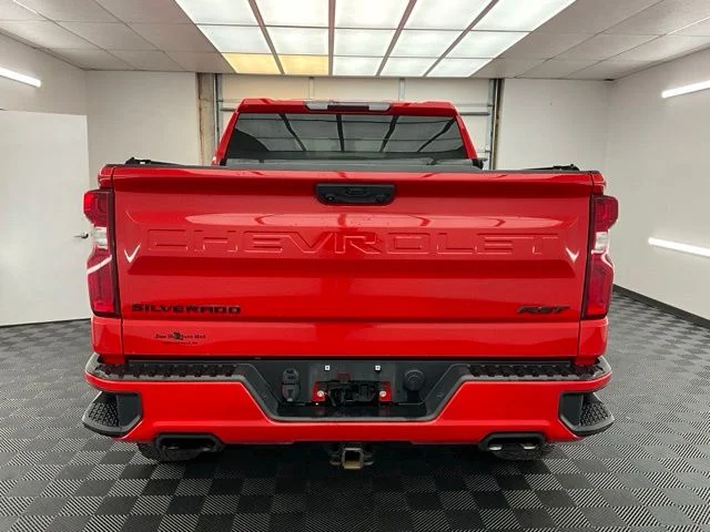 Used 2023 Red Chevrolet RST image 21