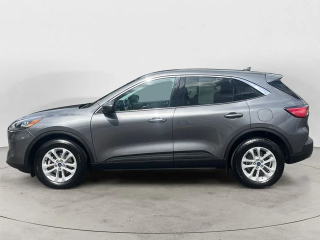 Used 2021 Gray Metallic Ford SE image 2