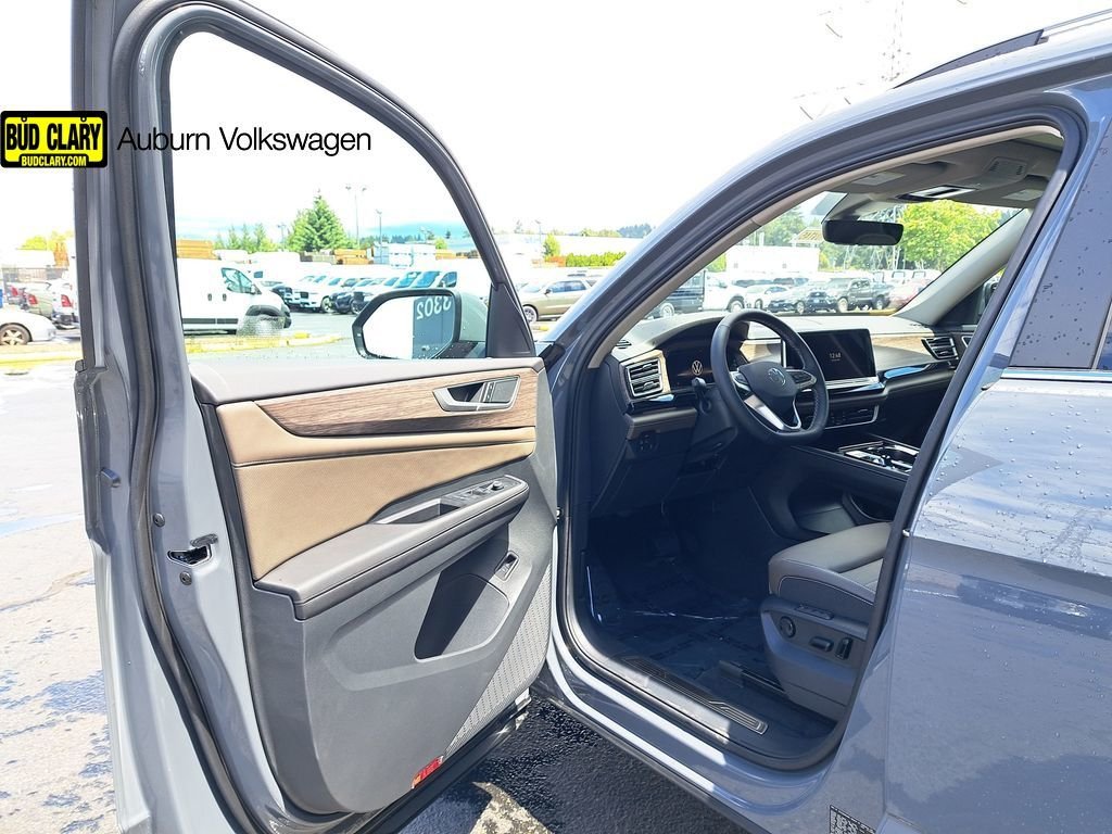 New 2026 Gray Volkswagen 2.0T SEL image 25