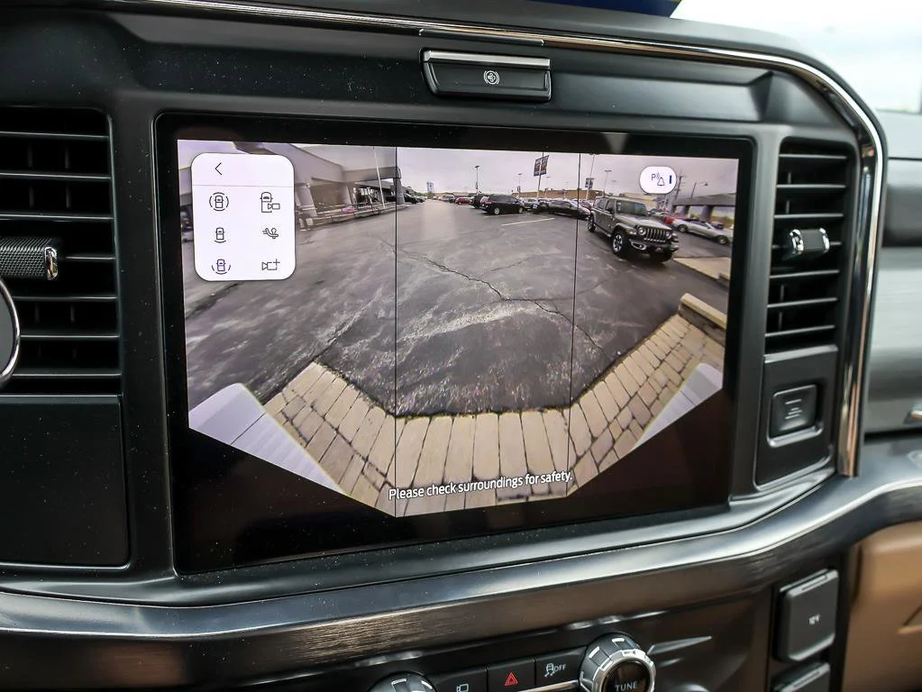 Used 2026 Avalanche Ford LARIAT image 34