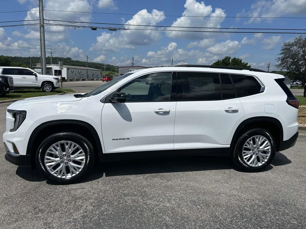 New 2026 Summit White GMC Elevation image 7
