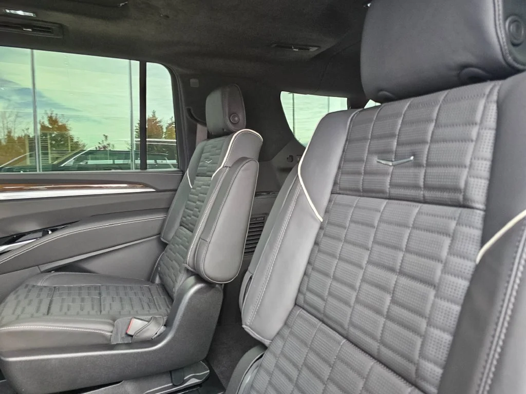 2026 Cadillac Escalade ESV Platinum Sport - Photo 20