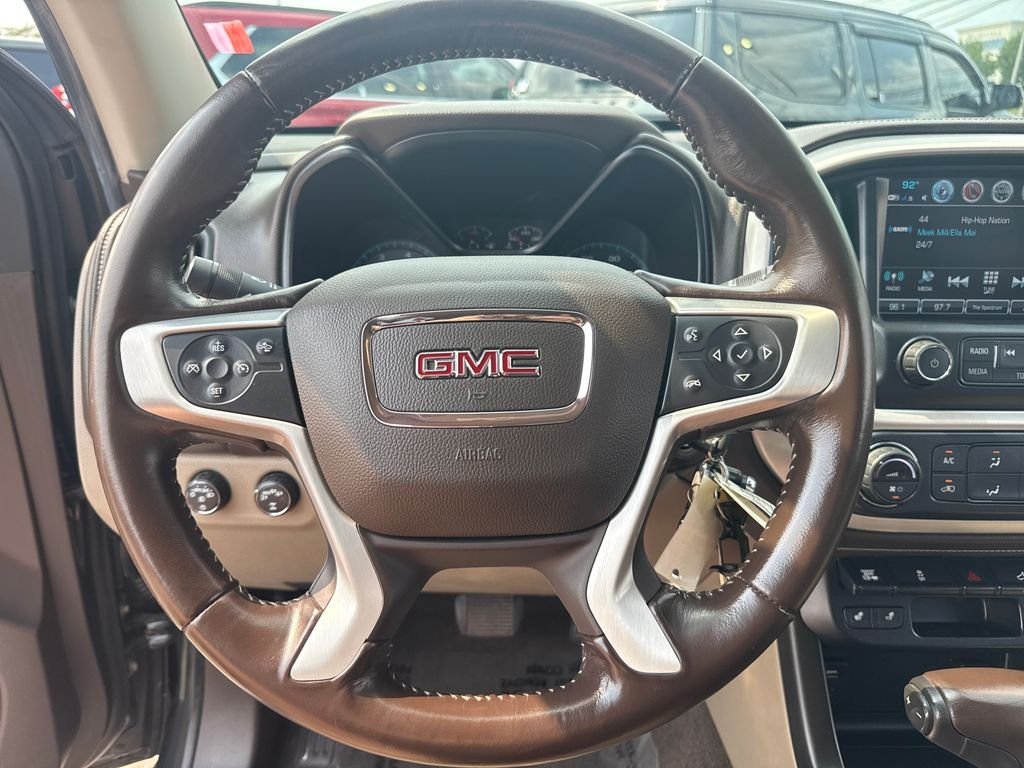Used 2018 Gray GMC SLT image 16