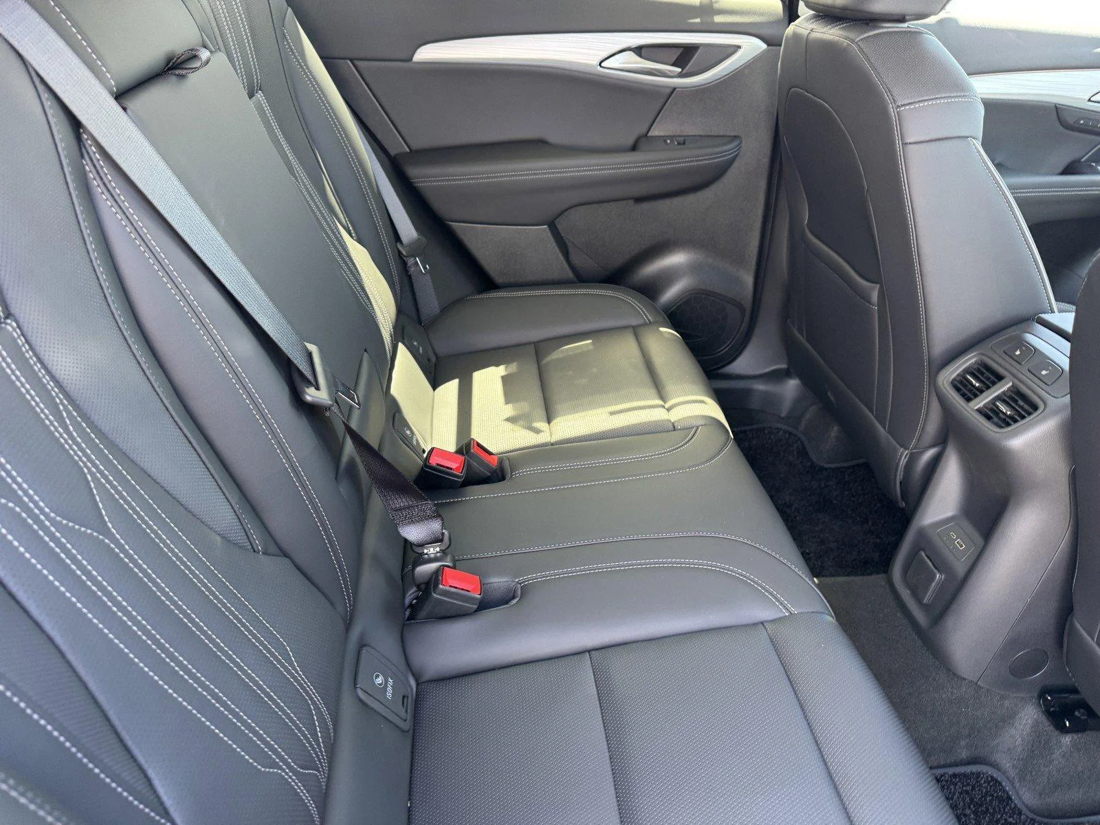 New 2026 Moonstone Gray Metallic Buick Avenir image 9