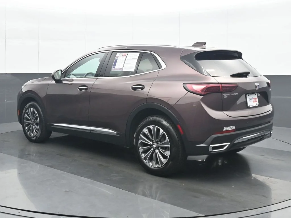 Used 2024 Purple Buick Preferred image 4
