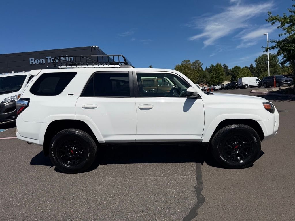 Used 2022 White Toyota SR5 image 8